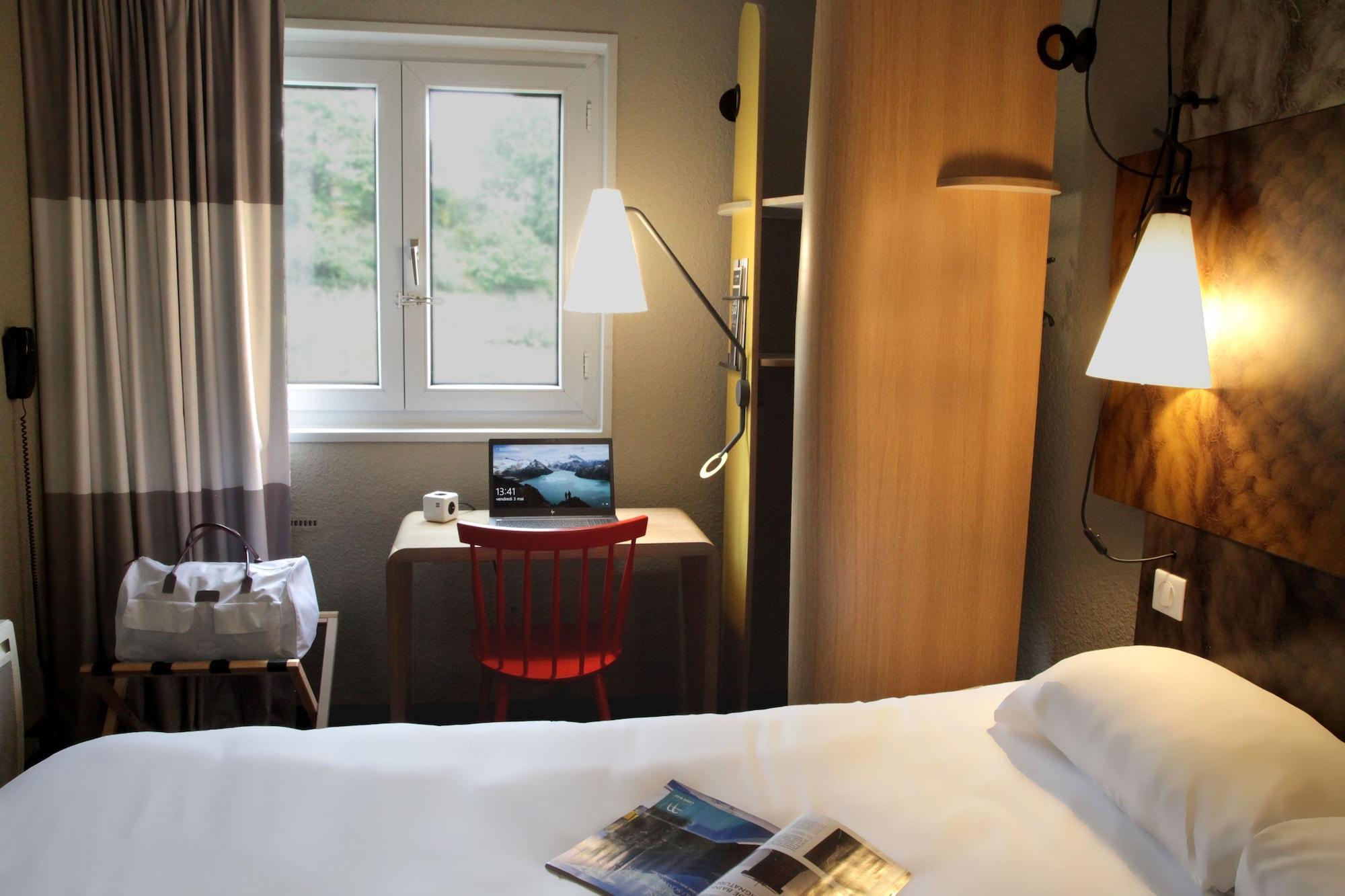 Hotel Ibis Quimper Esterno foto