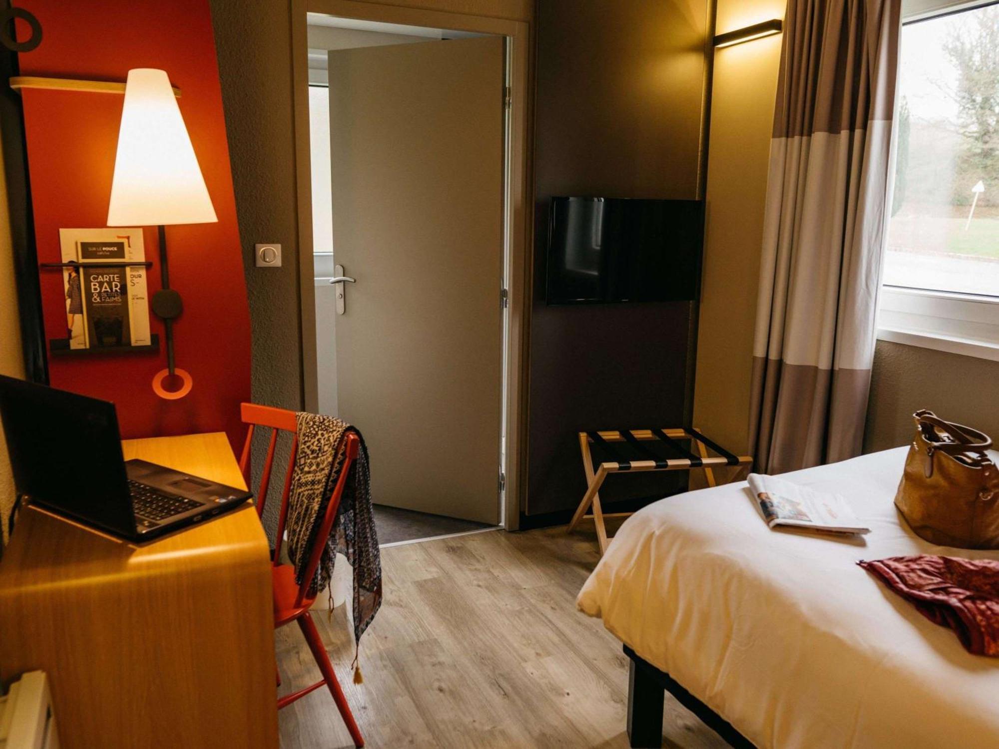 Hotel Ibis Quimper Esterno foto
