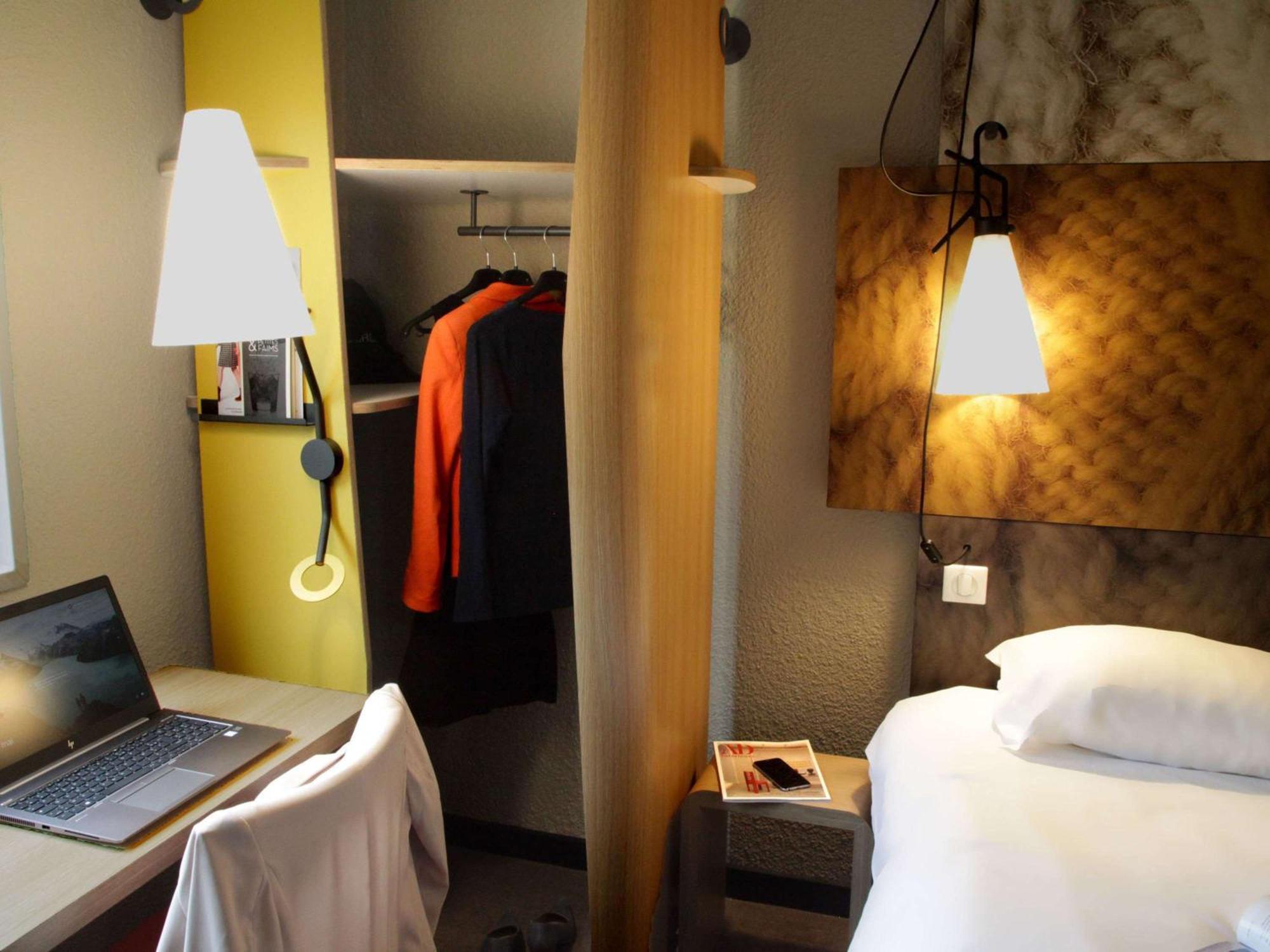 Hotel Ibis Quimper Esterno foto